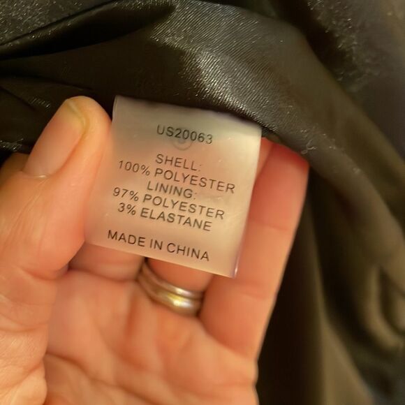 Nwot Universal Standard Woman’s Black Puffer Coat - Picture 9 of 12